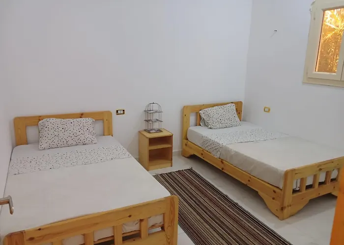 Newly Cozy 2 Bedrooms With Garden Hébergement de vacances